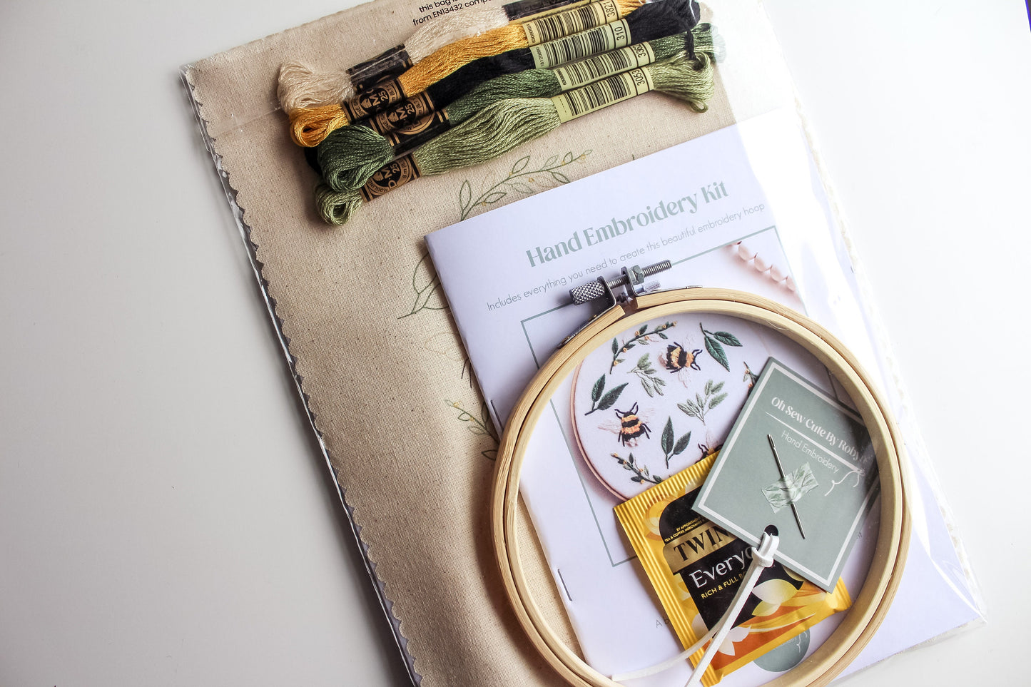 Bee Hand Embroidery Kit | 3D Turkey Stitch | Beginner-Friendly DIY Craft
