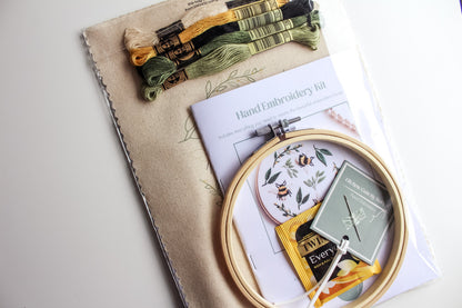 Bee Hand Embroidery Kit | 3D Turkey Stitch | Beginner-Friendly DIY Craft