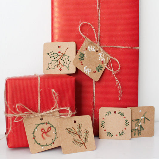 PDF Download Christmas Wreath Gift Tags Embroidery Pattern