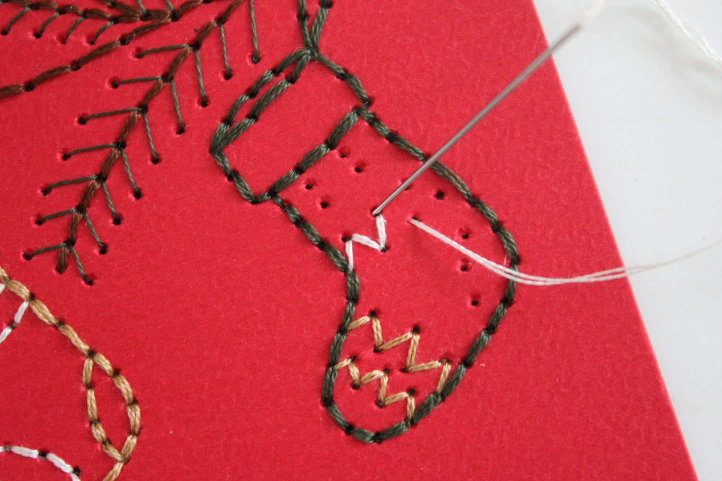 PDF Download Traditional Christmas Card Embroidery Pattern